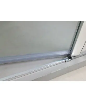 Paroi de douche avec 2 portes battantes ouvertes